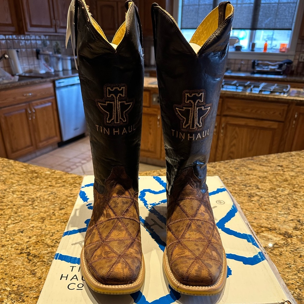 Tin Haul Ladies Boots Wild Thing With Cheetah Sole